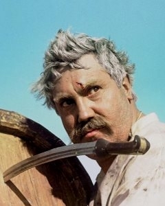 Мы Россию не упрекаем. Нам за державу обидно