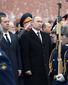 Путин — «выдающийся государственный деятель» нашего времени?